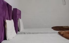 Eden Plus Executive Hotel Lahore